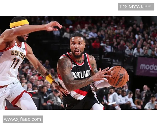 篮网与开拓者激战正酣球迷期待精彩对决与精彩表现