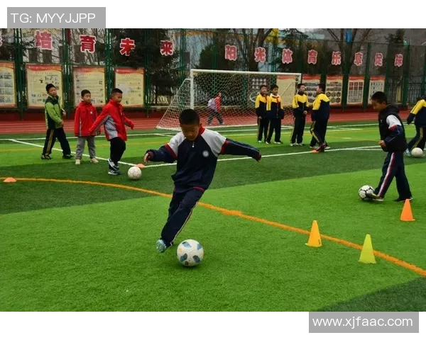 90后足球教练的成长之路与挑战探索
